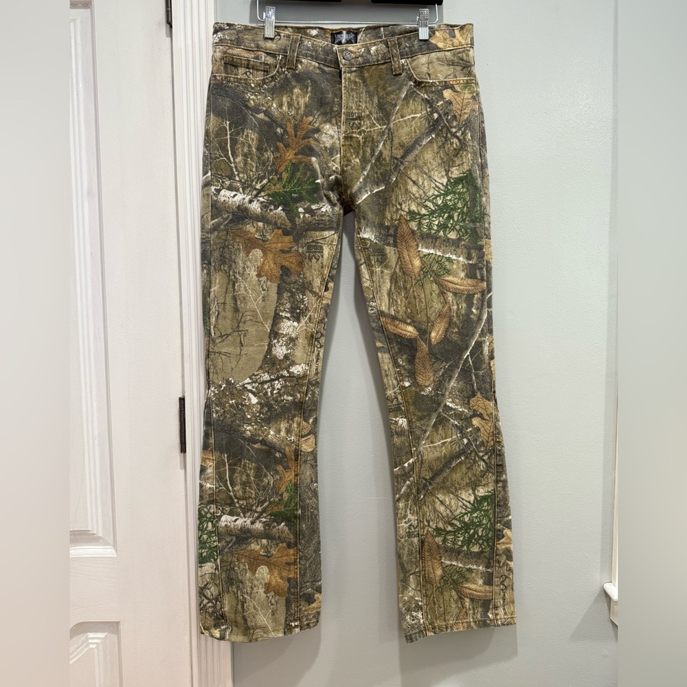 Lost Hills Men’s Realtree Camo Double Knee Cargo Pants